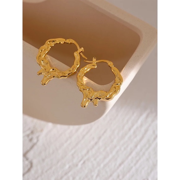 Melted Golden Hoops - Picture 4 of 6
